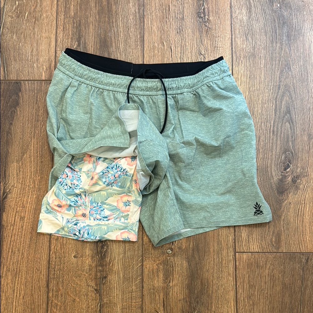 Men's Chubbies Green Athletic Shorts
